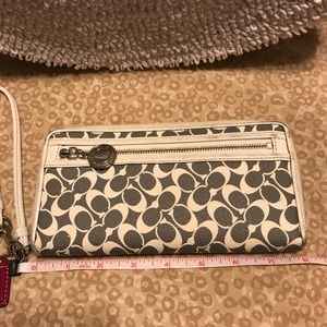 Coach wallet/wristlet